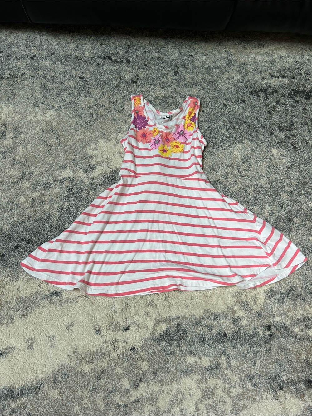 Girls floral size 7/8 tank top